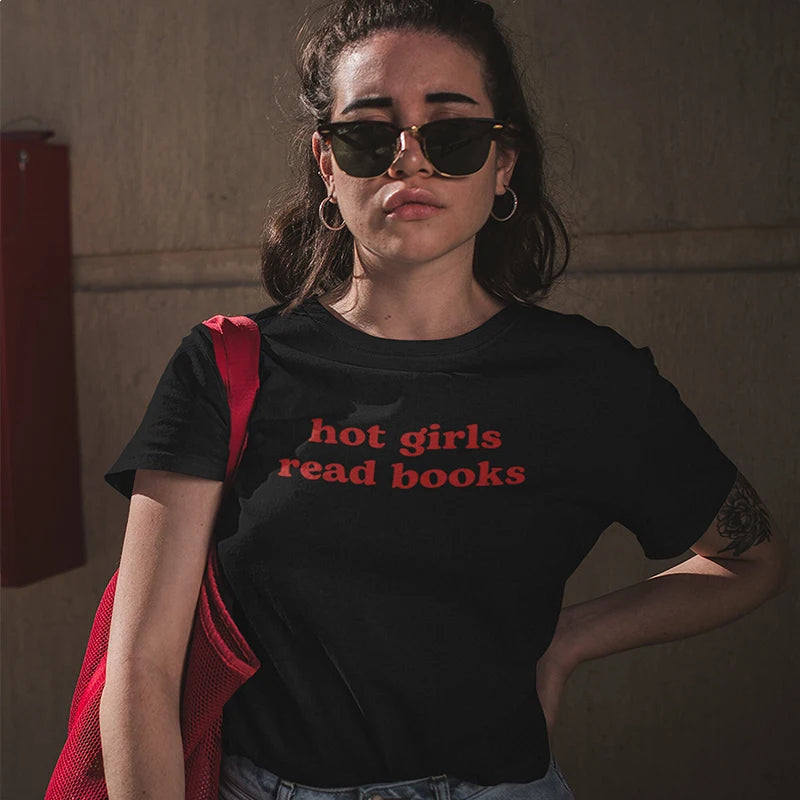 Hot Girls Read Books Tee - Y2K Fashion, Coquette Style, Aesthetic Vibes