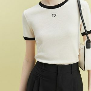 Y2K Coquette Soft Heart Tee - Aesthetic Bubble Skirt Outfit Essential