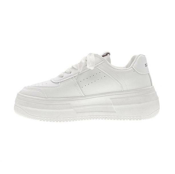 Y2K Fashion Classic White Sneakers for Coquette & Acubi Aesthetic Styles