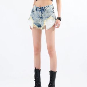 Y2K Fashion Grunge Tasseled Denim Shorts - Acubi Coquette Style Outfit