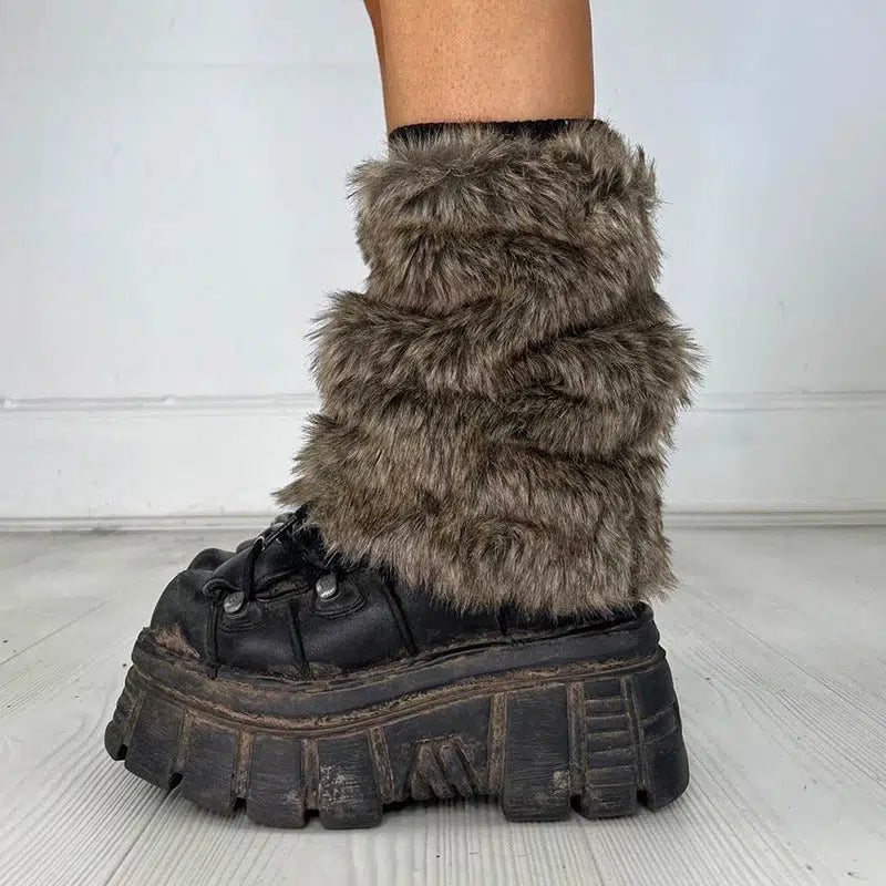 Y2K Grunge Faux Fur Leg Warmers for Coquette and Acubi Aesthetic Outfits